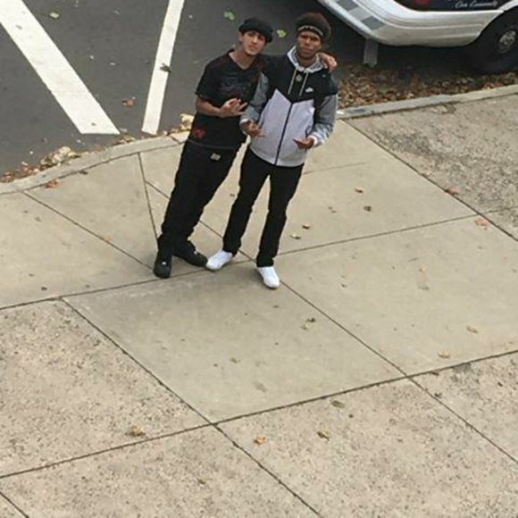 Meet your Posher, Jean carlos - Picture 1 of 1